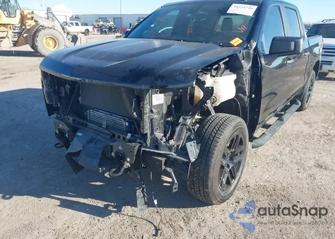 2021 Chevrolet Silverado 1500 2Wd Short Bed Custom z USA, uszkodzony, nr VIN 1GCPWBEK5MZ425234